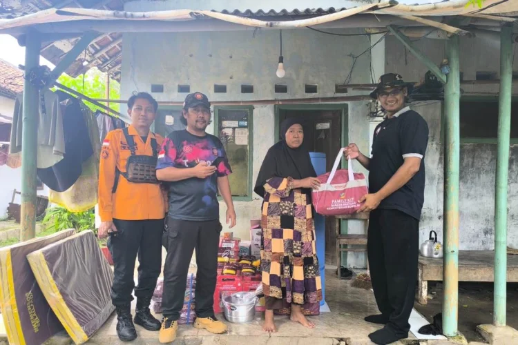 Rumah Tertimpa Pohon Pete, Kepedulian Datang untuk Maesaroh