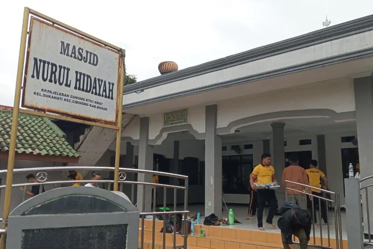 Jelang Ramadan, 36 Masjid Dibersihkan dan Dipasang CCTV oleh Polres Bogor