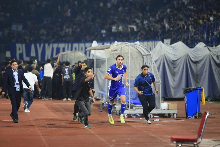 Persib Disingkirkan Ratchaburi FC, Andrew Jung: Sulit Sepuluh Lawan Sebelas