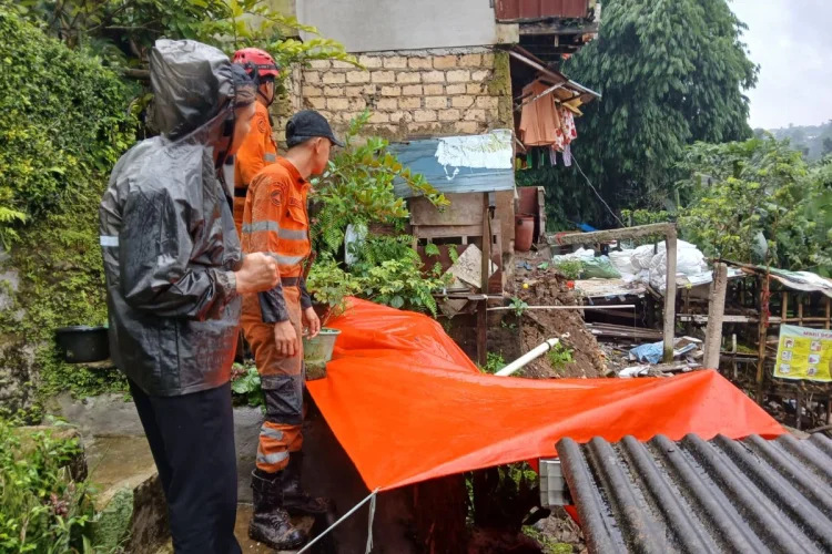 Sehari, Tiga Bencana Longsor dan Pergerakan Tanah Terjadi di Bogor Selatan