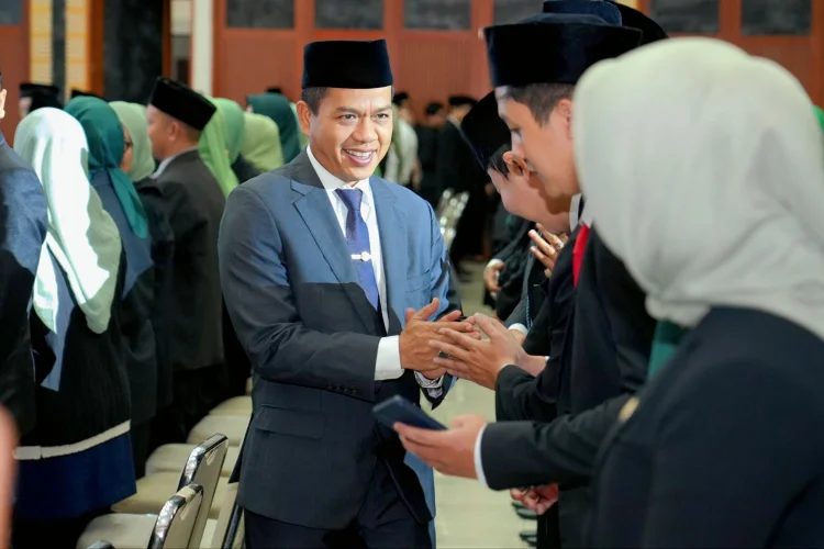 7 Pejabat Eselon II di Pemkab Bandung Dirotasi, Ini Pesan Bupati Bandung