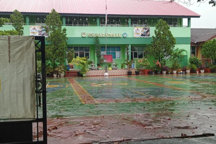 Kepsek Ungkap Ciri-ciri Pelaku Komplotan Maling SDN Karadenan 01 Cibinong