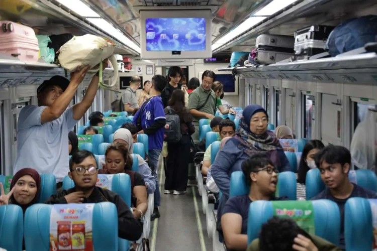 Daop 2 Bandung Sebut Tiket KA Lebaran Masih Banyak Tersedia