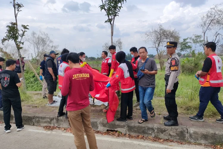 Jadi Korban Pembunuhan, Pemuda 19 Tahun Ditemukan Tewas di Jalan Pendamping SOR GBLA