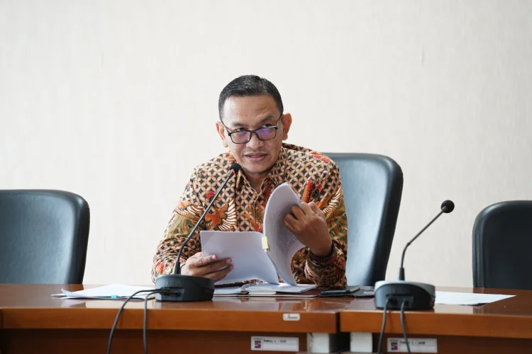Dewan Tancap Gas Rampungkan Raperda Pasar untuk Benahi Sampah dan PKL