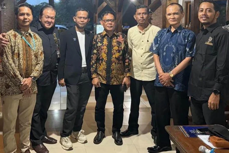 Jejen Setiawan Nakhodai DPD Peradi Raya Jabar Lima Tahun ke Depan