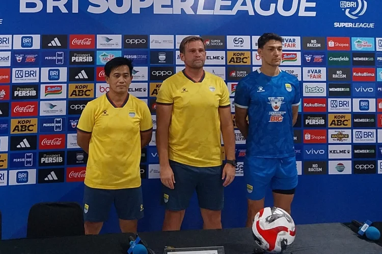 Persib Siap Raih Tiga Poin dari Madura United, Barba Pastikan Mental Tim Tetap Solid