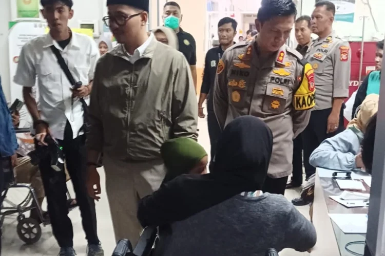 Keracunan MBG, Puluhan Pelajar SD dan SMP di Cimahi Dilarikan ke Rumah Sakit
