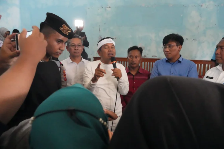 Dedi Mulyadi ke Pamarican, 250 KK Korban Banjir Dapat Rp5 Juta Tanpa Potongan