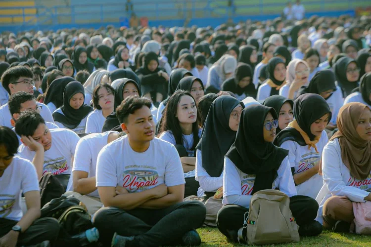 Harapan Farhan, Penerima Beasiswa Harus Kembali Berkontribusi untuk Bangsa