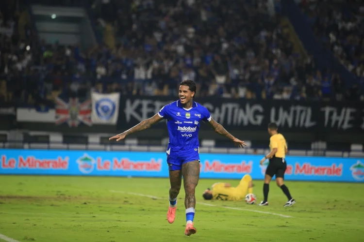 Dibantai Persib 0-5, Pelatih Madura United Sebut Tim Gagal Jalankan Strategi