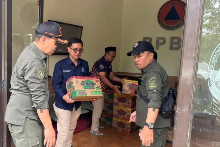 PT Dirgantara Indonesia dan PT NTP Dukung Pemulihan Pasca Longsor Cisarua KBB