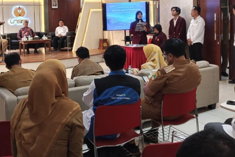 Unsika Terjunkan Mahasiswa ke Desa Sosialisasikan Digitalisasi