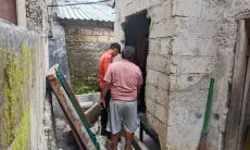 Dampak Pergeseran Tanah, Tembok Kamar Tidur Iwan Mendadak Ambruk 