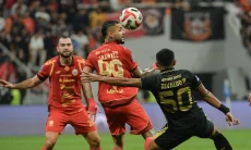 Persija vs Borneo FC Imbang 2-2, Persib Masih 'Dingin' di Puncak Klasemen