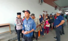 Ramadan Berkah, Satori Bagikan 1.200 Paket Sembako kepada Warga Cirebon