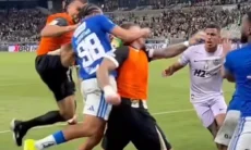 Final Mineiro Ricuh! 23 Pemain Cruzeiro vs Atletico Mineiro Digajar Kartu Merah