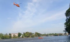 Siaga Idulfitri, Basarnas dan BPBD Gelar Simulasi Evakuasi Udara di Situ Gede