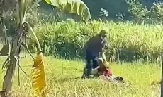 Viral Pria Lansia di Jombang Dibacok Anak Jalanan Saat Cari Rumput