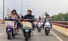 Hijabers Serenity Ride Satukan Pecinta Scoopy yang Stylish di Cirebon