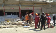 Atap Beton Kios Pasar Soreang Ambruk, Satu Orang Tewas dan Tiga Korban Luka-luka