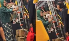Viral Lagi! Ibu yang Ngamuk di Eskalator Kini Terekam Marah-Marah di TransJakarta