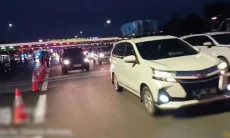 Arus Balik Lebaran Padat, Contraflow Diterapkan di Tol Jakarta-Cikampek
