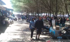 Pantai Selatan Cianjur Ramai Dikunjungi Wisatawan, Petugas Gabungan Siaga
