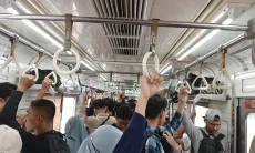 KRL Bogor-Jakarta Kota Padat Penumpang, Efek Arus Balik dan Liburan Terakhir