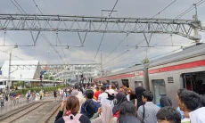 Stasiun Bogor Terpantau Padat, Penumpang dari Jakarta Sempat Tertahan di Peron 