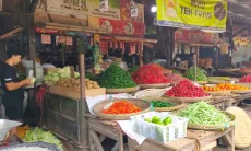 Harga Mulai Turun, Sayuran di Pasar Cikurubuk Kota Tasikmalaya Terkendala Pasokan