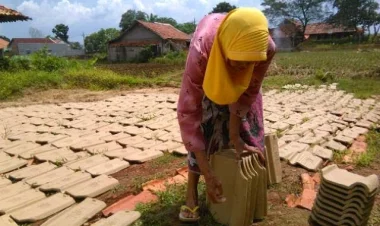 2,4 Juta Genting Jatiwangi Disiapkan untuk Program Gentingisasi Presiden