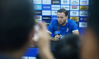 Marc Klok Sebut Persib Hadapi Jadwal Padat, 7 Laga Menanti pada Oktober 2026