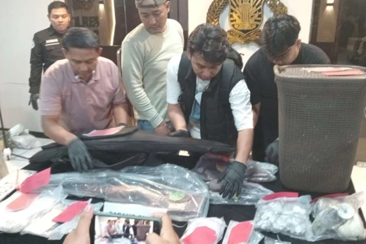Jasad Pasutri yang Ditemukan Tewas di Padalarang, Warga Pakistan