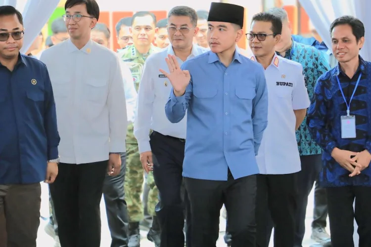 Gibran Dorong AI sebagai Penunjang Pembelajaran Pelajar dan Santri Pacet