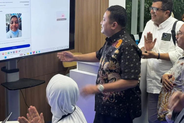 XLSMART Percepat Digitalisasi Layanan Registrasi Biometrik Wajah dan eSIM