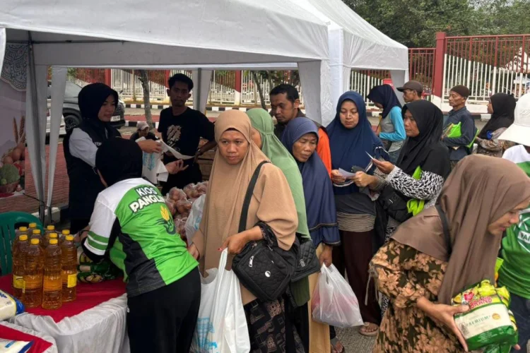 GPM Serentak Polres Bogor, Masyarakat Dapatkan Bapokting  dengan Harga Murah