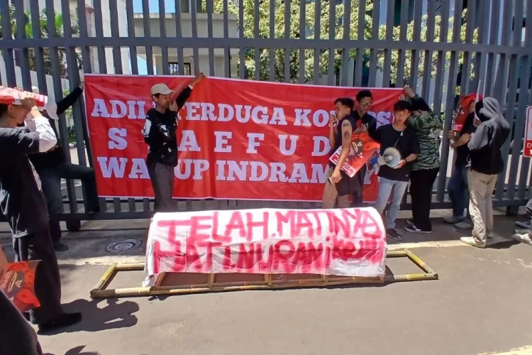 Bawa Keranda Jenazah, GMHI Desak Kejati Jabar Tetapkan Wabup Indramayu Tersangka