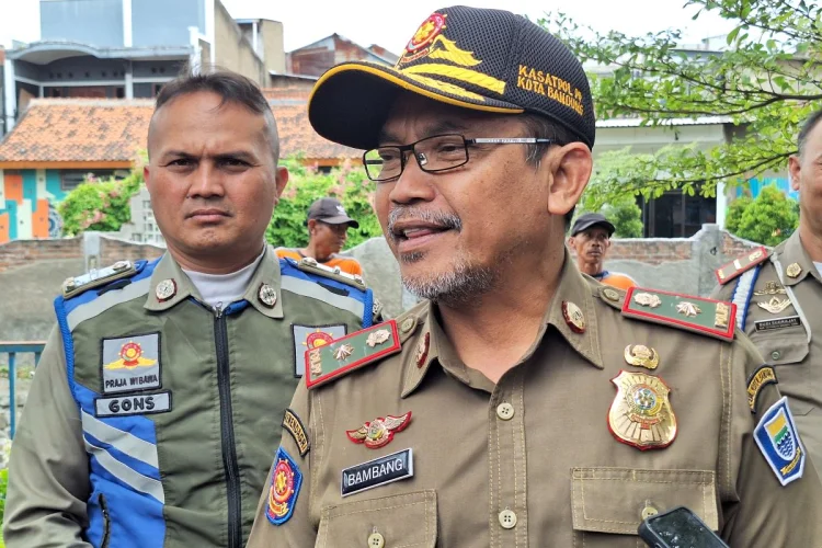 Satpol PP Kota Bandung Gandeng Pejabat Kecamatan Awasi Malam Takbiran