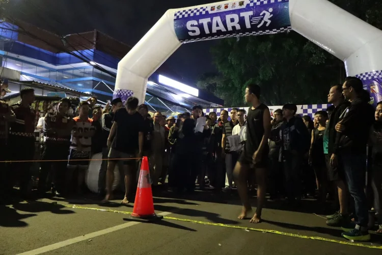 'Run Race Ramadan' Disambut Meriah, Ribuan Warga Padati Alun-alun Kota Bogor