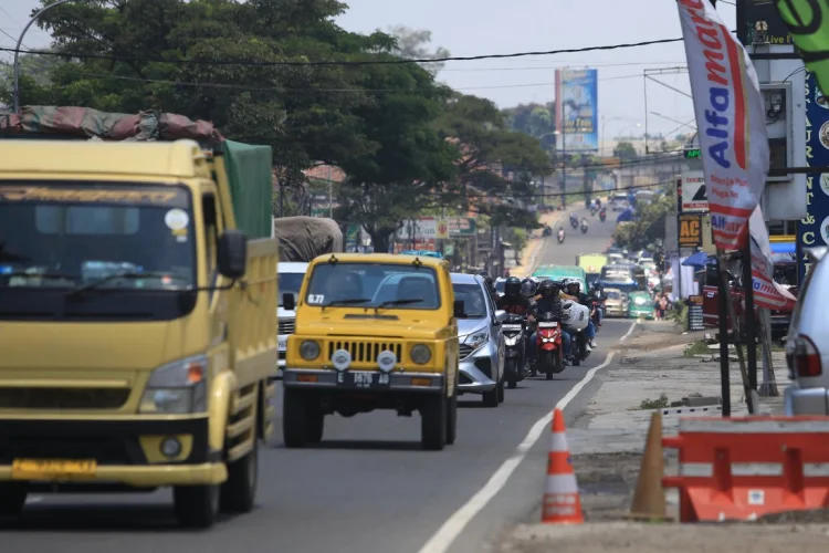 282 Pos Kesehatan Disiapkan, Mobil Dinas Gubernur Jadi Klinik Keliling