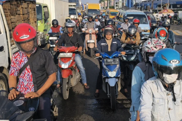 H-6 Lebaran, Puncak Mudik Pertama Diprediksi Terjadi Hari Ini
