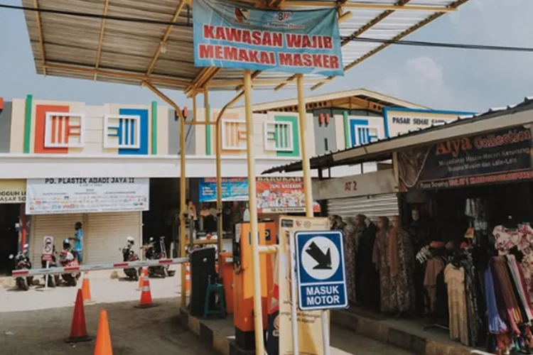 Usai Insiden Kanopi Ambruk, Warganet Keluhkan Tarif Parkir di Pasar Sehat Soreang
