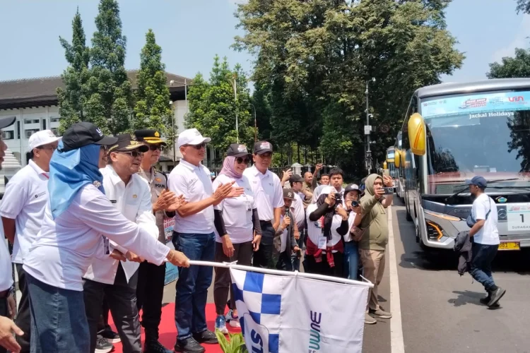 900 Pemudik Diberangkatkan dari Gedung Sate, Program Gratis BUMN Jadi Andalan