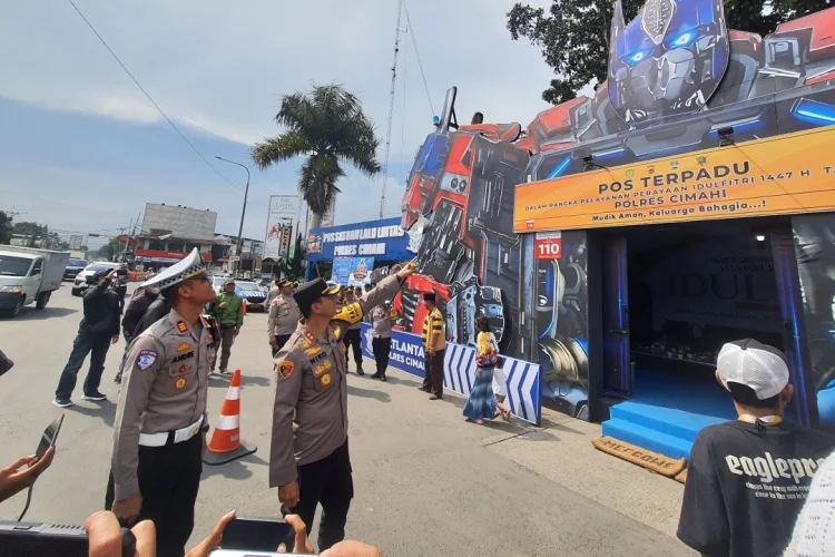 Posko Terpadu Padalarang Hadirkan Tema Optimus Prime, Kompolnas Apresiasi Ramah Anak