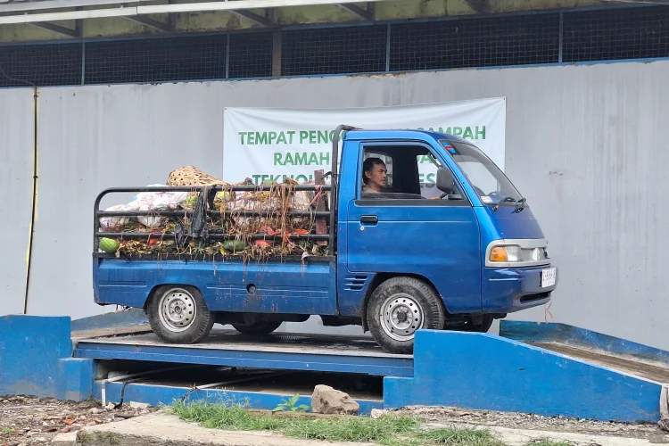 Antisipasi Lonjakan Sampah Pasar, DLH Kota Bandung Turunkan Strategi Khusus