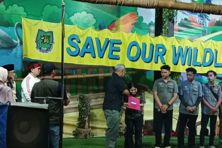 Jelang Lebaran, Pekerja Bandung Zoo yang Belum Gajian Dapat 'Kadeudeuh' Rp1 Juta