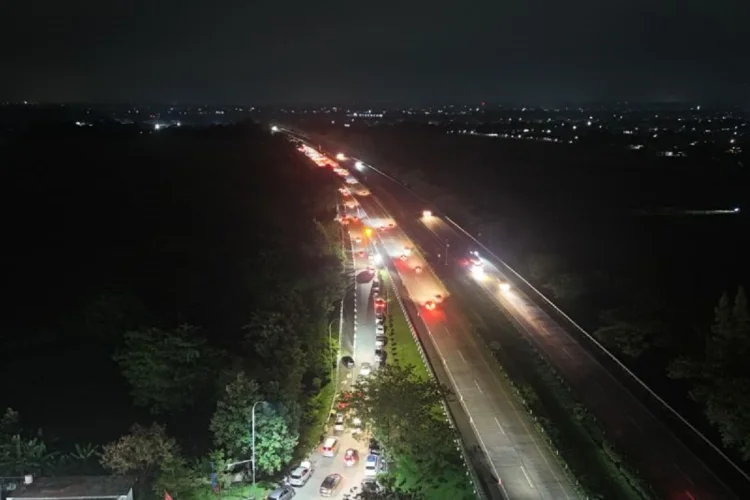 Lonjakan Arus Mudik Lebaran, Volume Kendaraan di Tol Cipali Naik 65,7 Persen