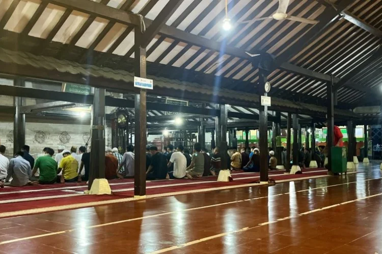 Masjid Agung Cirebon, Tempat Singgah Terbaik bagi Para Musafir