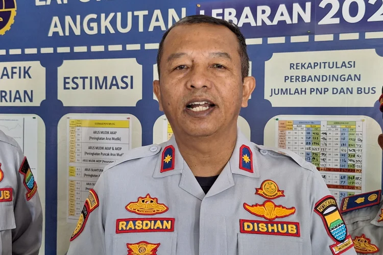 25 Mobil Ditindak Dishub Kota Bandung Karena Parkir Liar Libur Lebaran